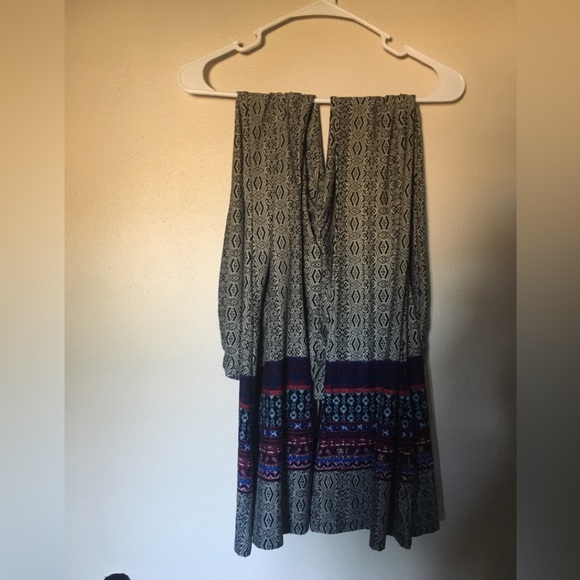 Bell Bottom Patterned Pants ✨ - Picture 6 of 6